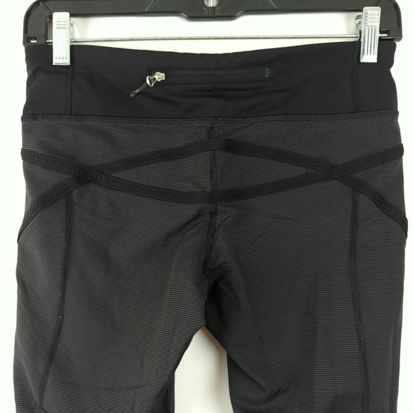 Lululemon Size 6 Run Pace Crop Women's Black/Gray Ruched Sides Active Leggings - Picture 6 of 10